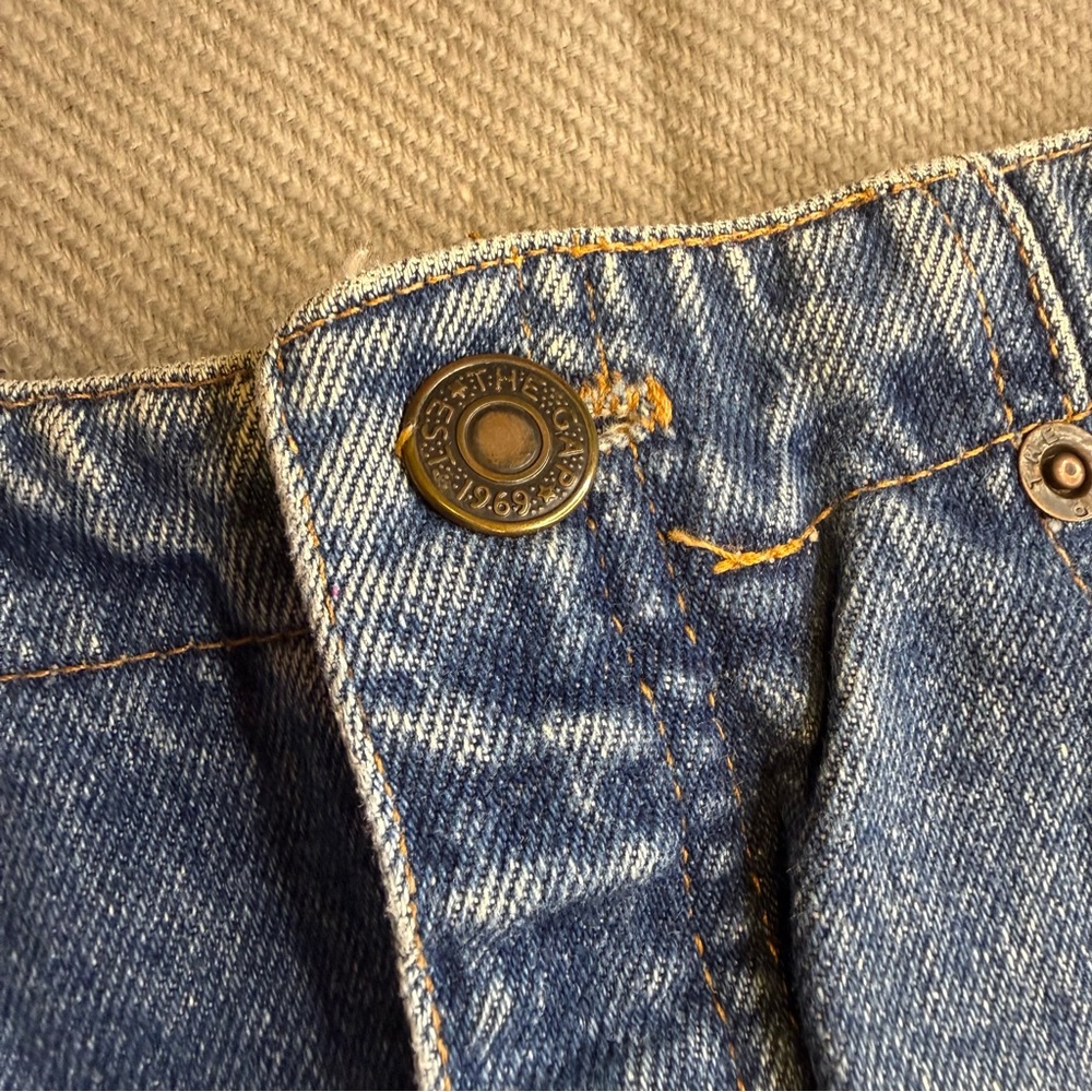 GAP Denim Skirt VINTAGE 80/90s 100% Cotton, USA made Button Back Detail Women's - Picture 4 of 16